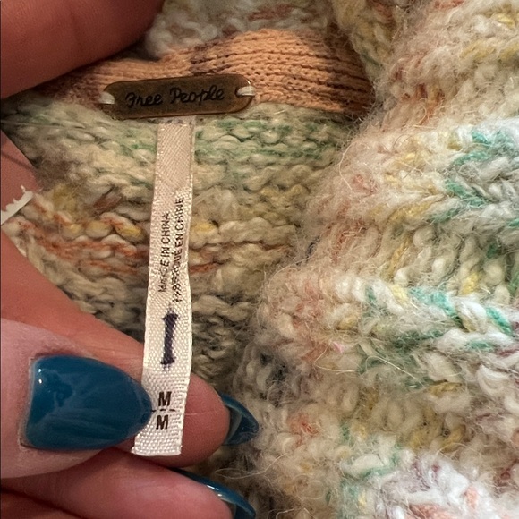 Free People Women's Popsicle Pullover Turtleneck Sweater Pastel Size Medium - Picture 9 of 9